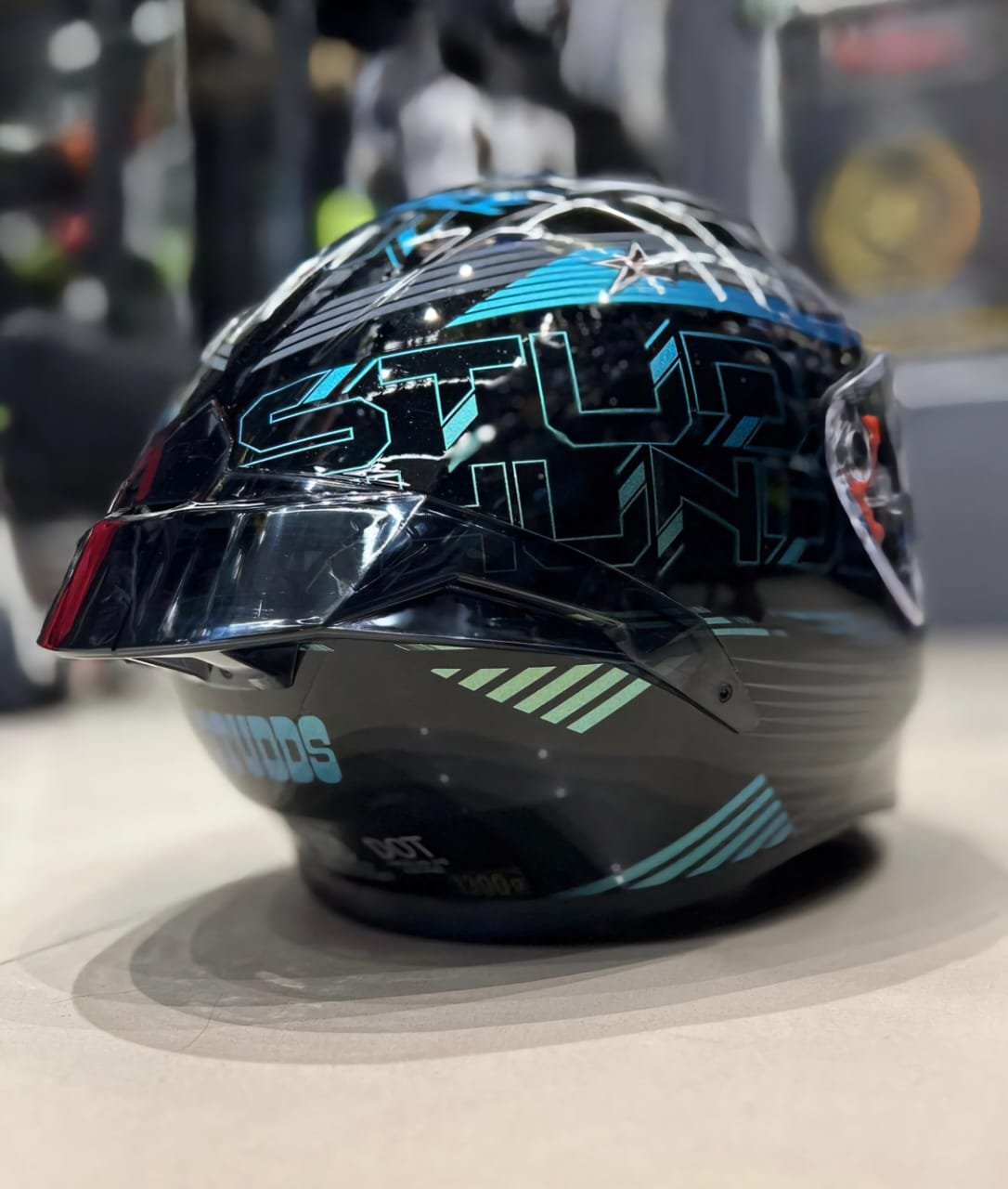 Studds Thunder Chameleon